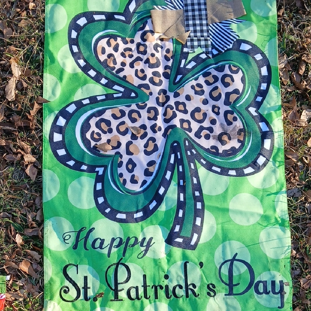 Green St. Patrick's Day Shamrock Banner
